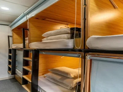 Einzelbett im gemischten Schlafsaal — AMANGO HOSTEL
